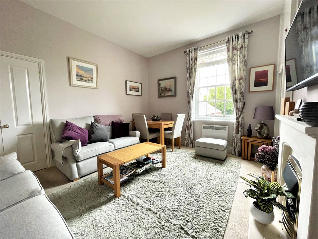 Property photo 3 of 13 Picture No. 05