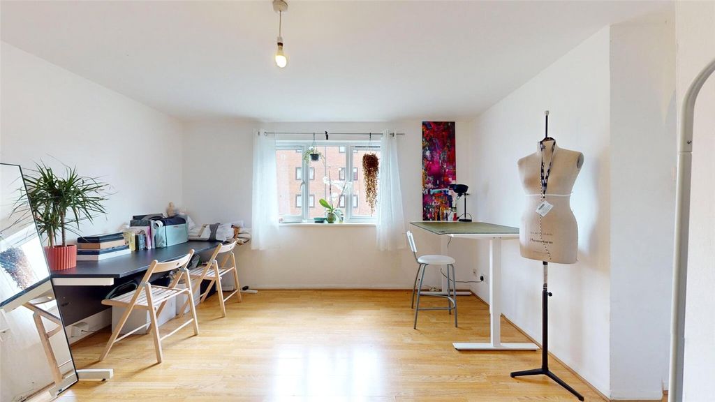 Property photo 2 of 9 Picture No. 06