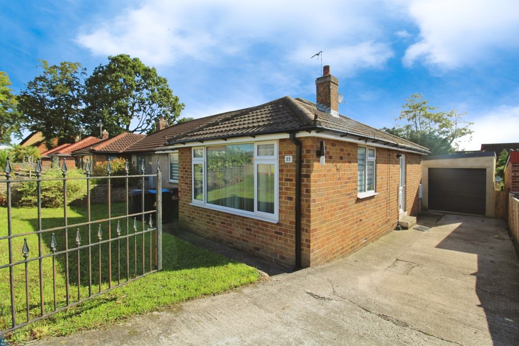 Property photo 1 of 11 Pbox-Garden-338935.Jpg