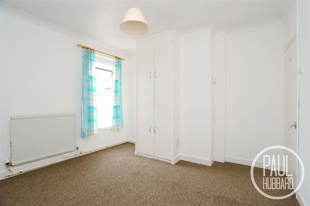 Additional image 11 of 3 bed terraced house to rentSouthwell Road NR33