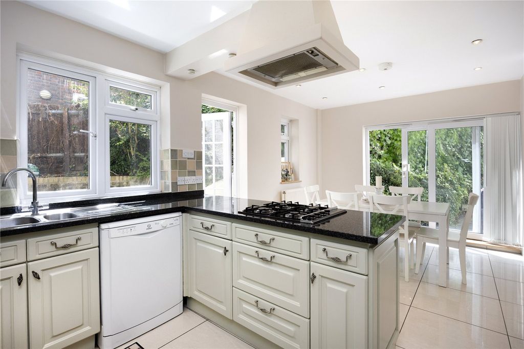 Property photo 2 of 13 Kitchen