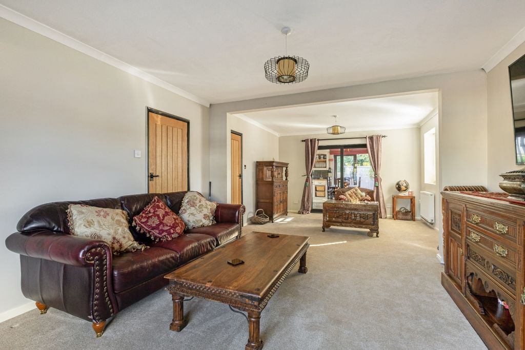Property photo 3 of 17 3