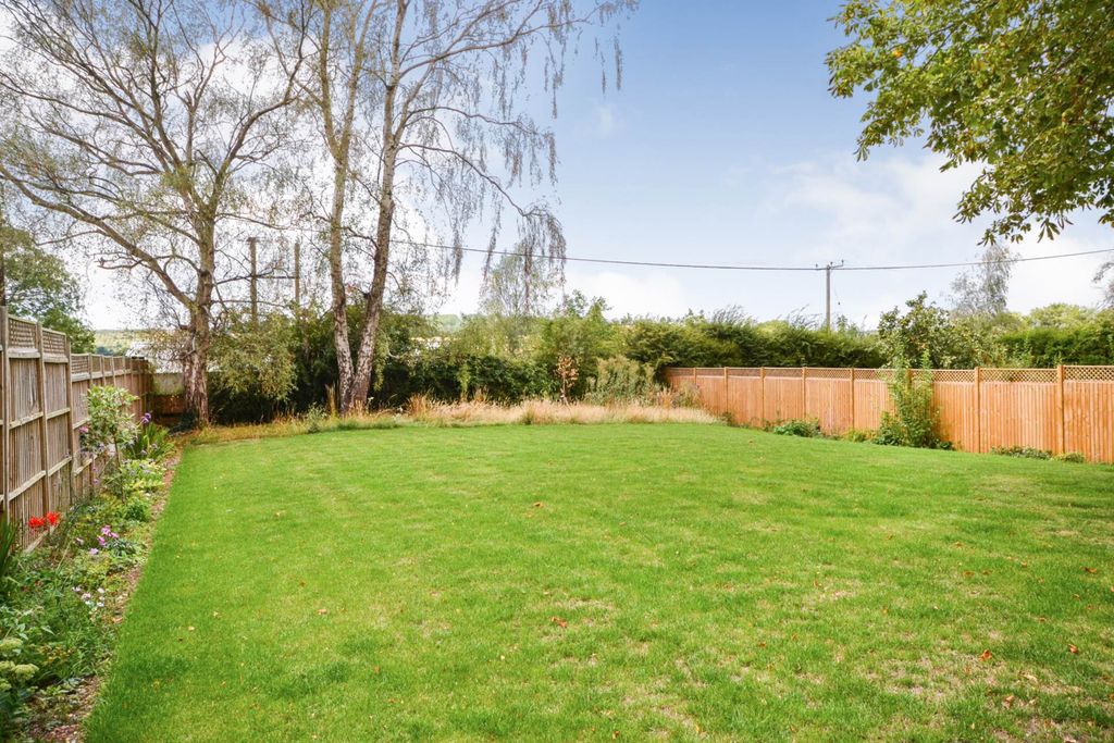 Property photo 2 of 36