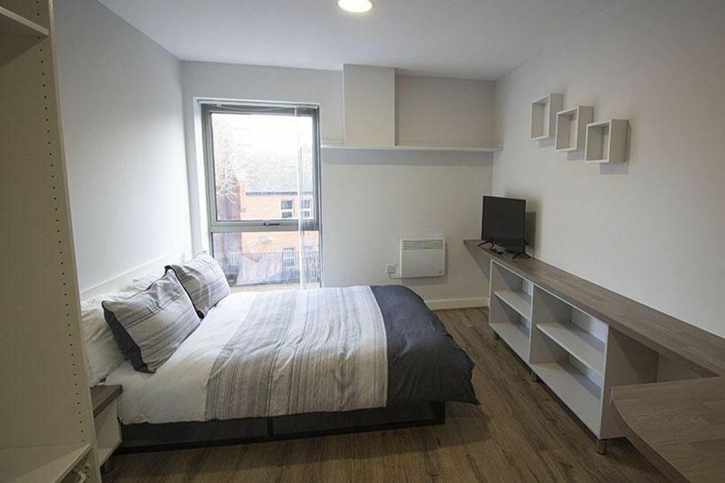Property photo 1 of 4 A Beautifully Designed Double Bedroom Featuring A ...