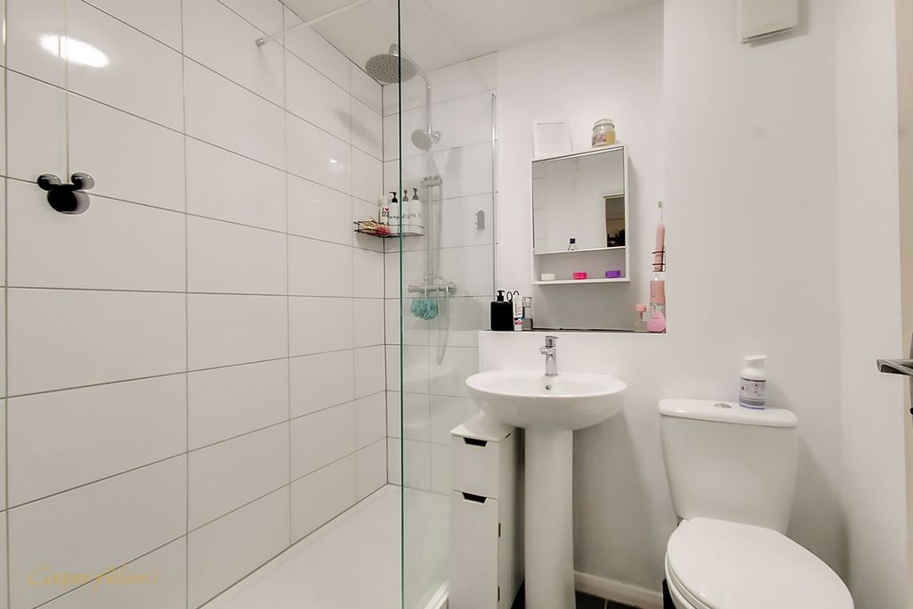 Property photo 3 of 6 Shower Room