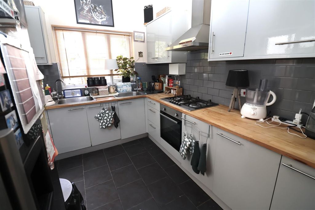 Property photo 2 of 23 Img_1462.Jpg