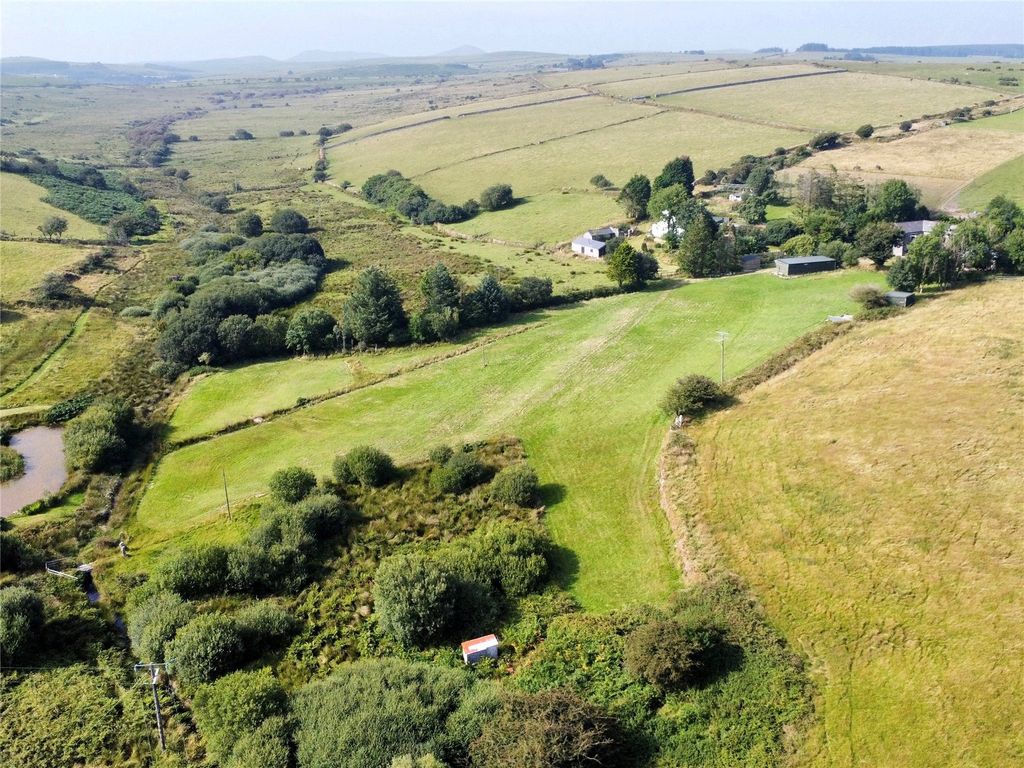 Property photo 2 of 34 Picture No. 44