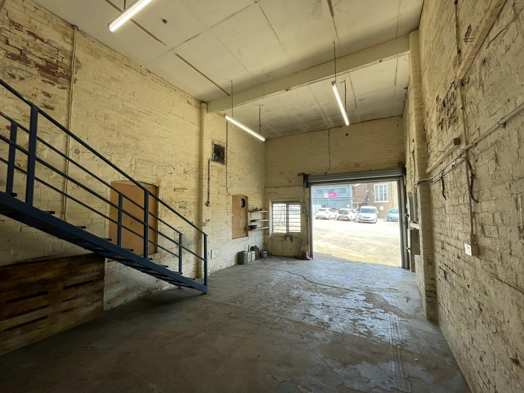 Property photo 3 of 5 Img_5579.Jpg