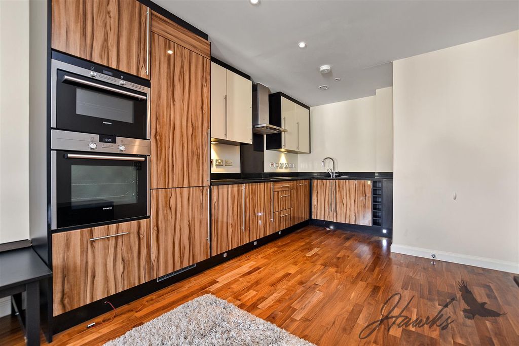 Property photo 2 of 10 2