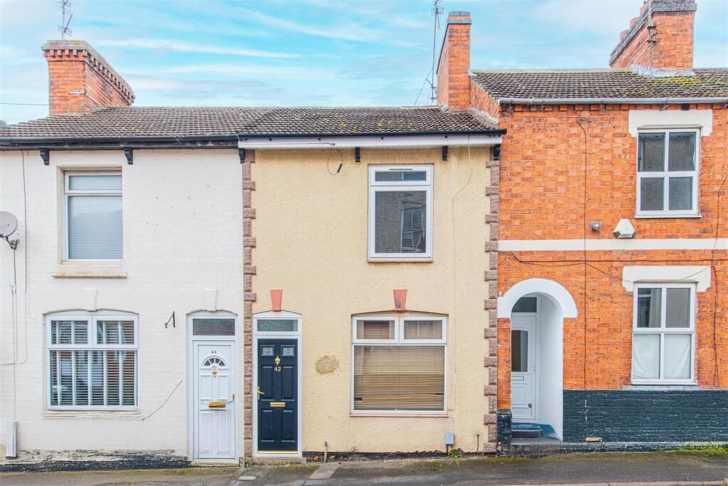 Property photo 1 of 2