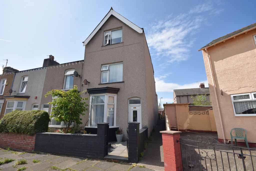 Property photo 1 of 17