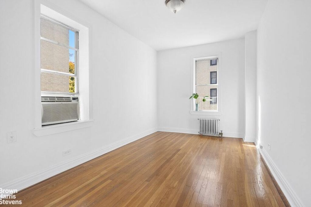 Property photo 3 of 8 <Alttext/>