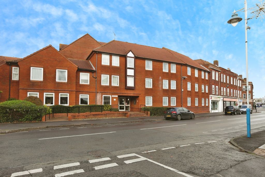 Property photo 1 of 10 Photo