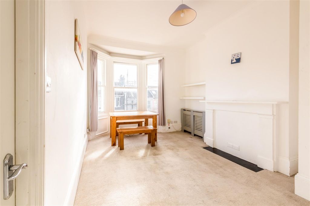 Property photo 2 of 16 Flat 2, 35 Queens Park Road-1.Jpg