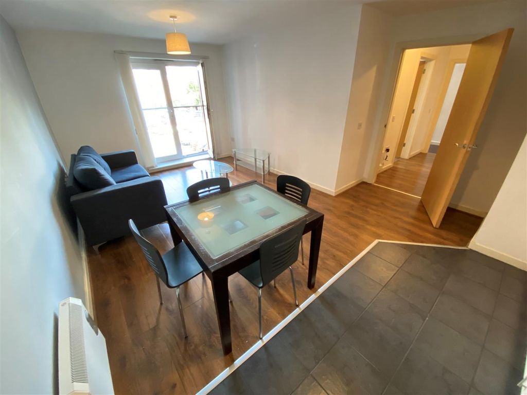 Property photo 3 of 11