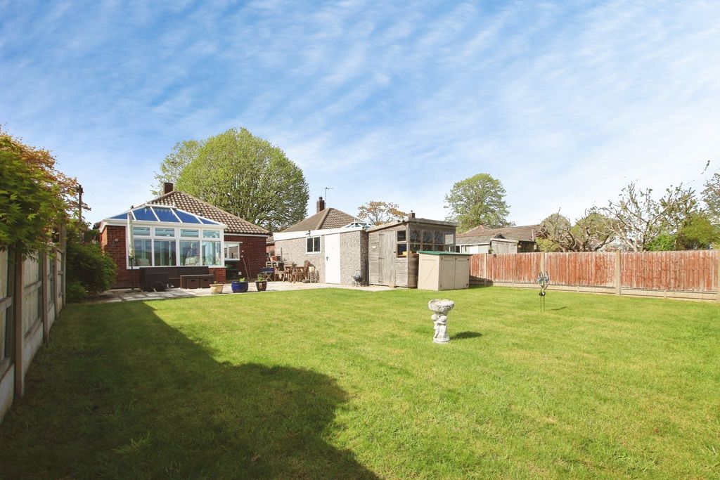 Property photo 3 of 19 4998962