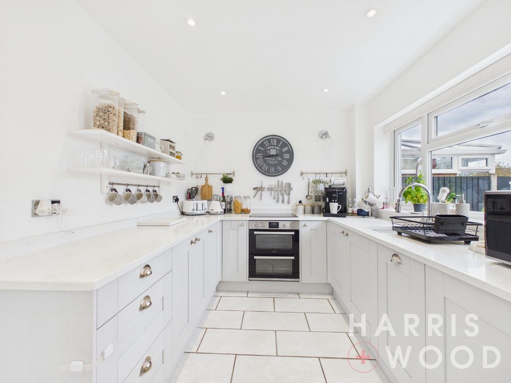 Property photo 2 of 20 5044703