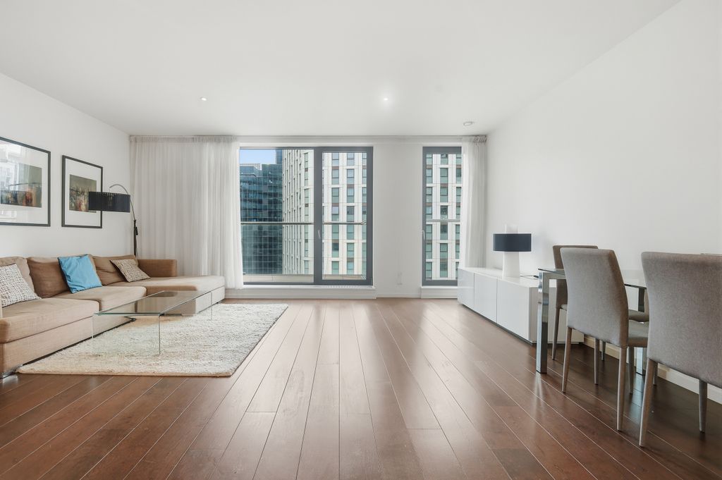 Property photo 3 of 19 Photo 3