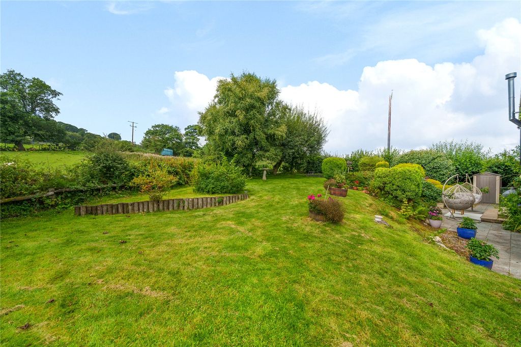 Property photo 2 of 20 Picture No. 01