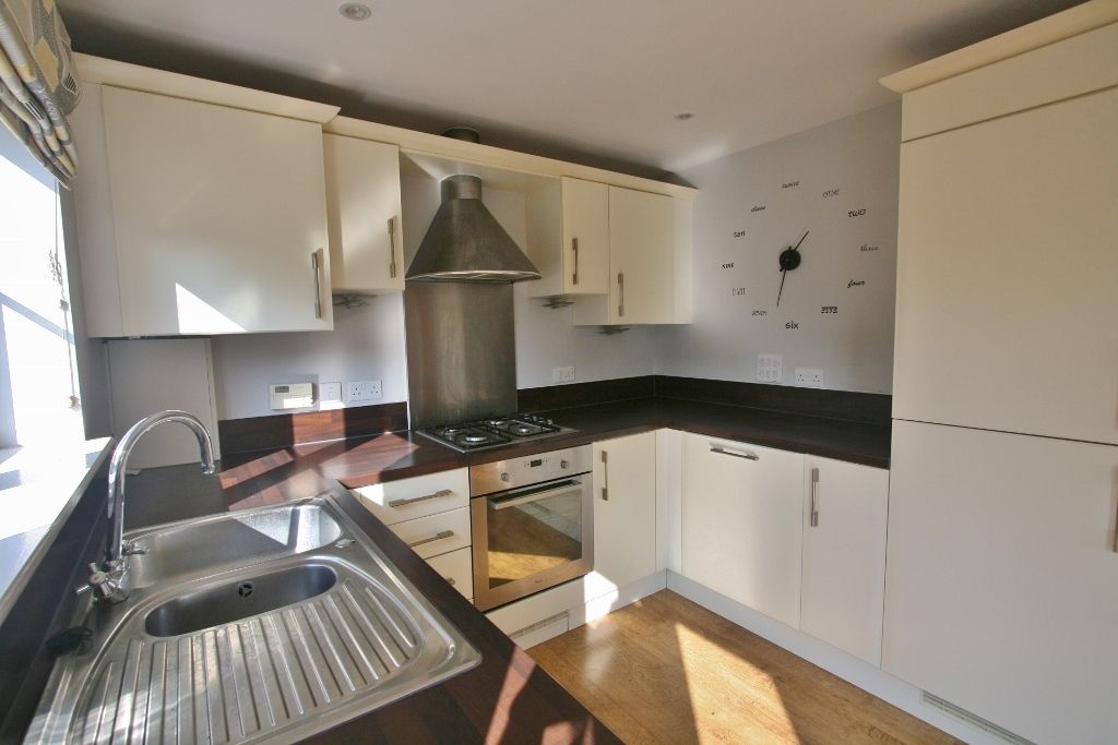 Property photo 3 of 21