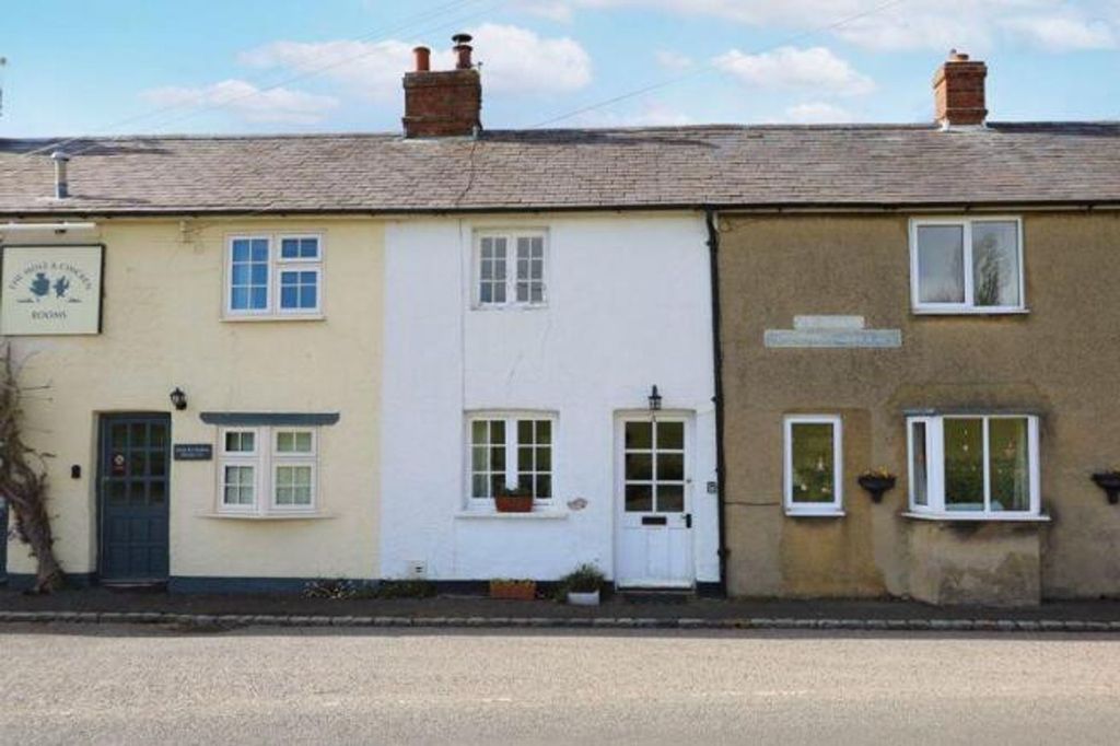 Property photo 1 of 9