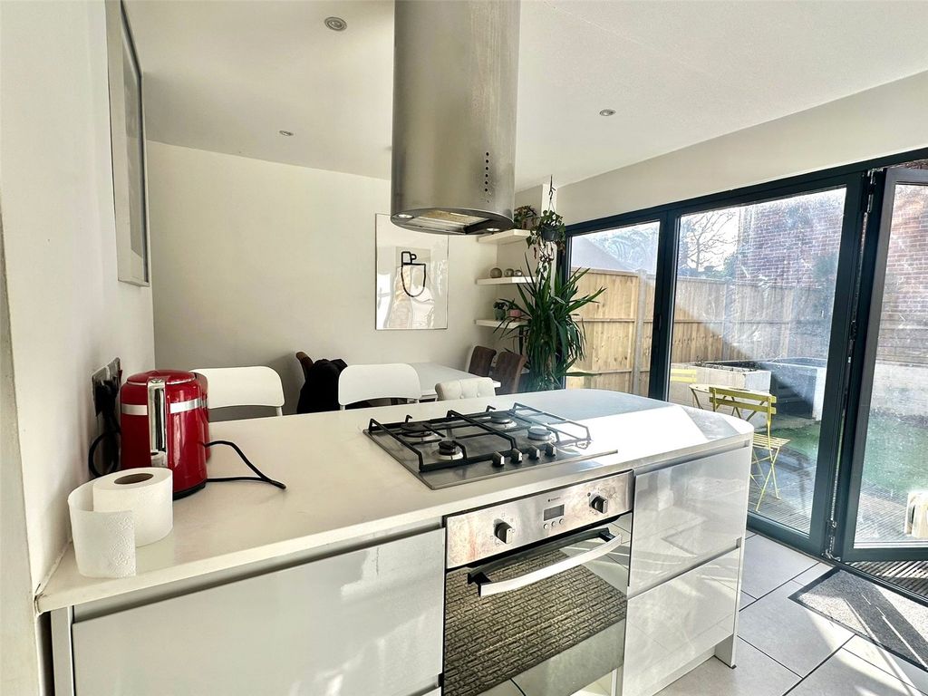 Property photo 2 of 14 Picture No. 03