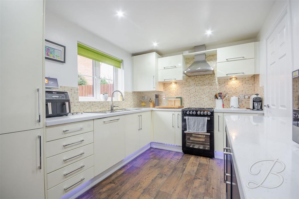 Property photo 2 of 34 Ccltd-4.Jpg