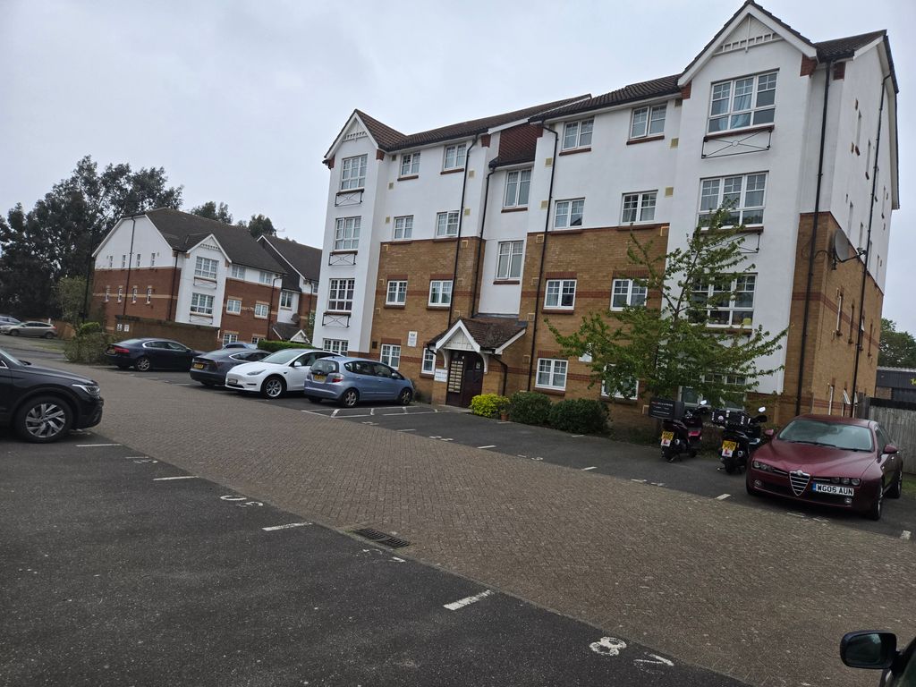 Property photo 1 of 9