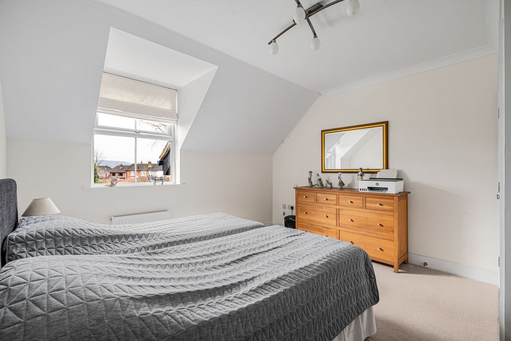 Additional image 19 of 2 bed flat for saleMerritts Meadow, Petersfield, Hampshire GU31