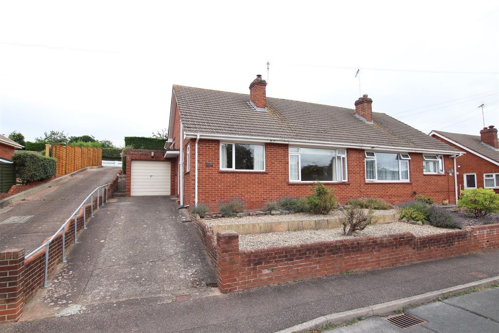 Property photo 1 of 11 Front_.Jpg