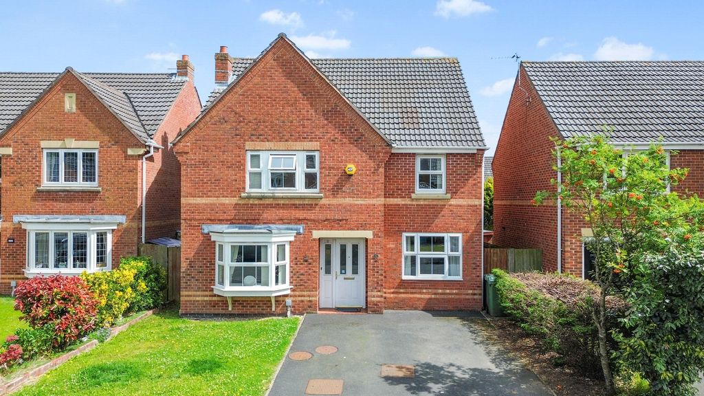 Property photo 1 of 30