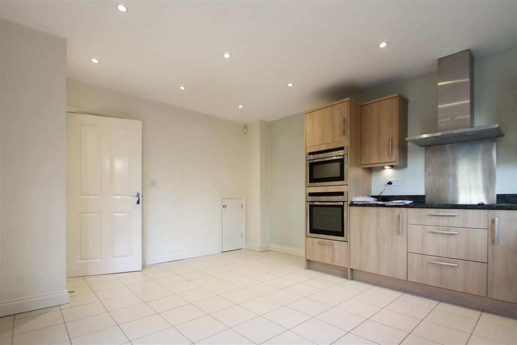 Property photo 3 of 16 Img_4403.Jpg