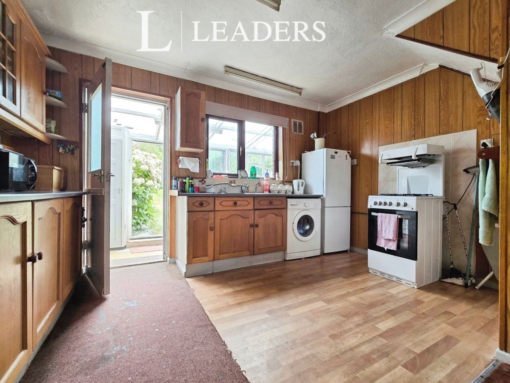 Property photo 2 of 19 Kitchen Diner