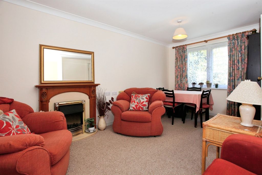 Property photo 3 of 17