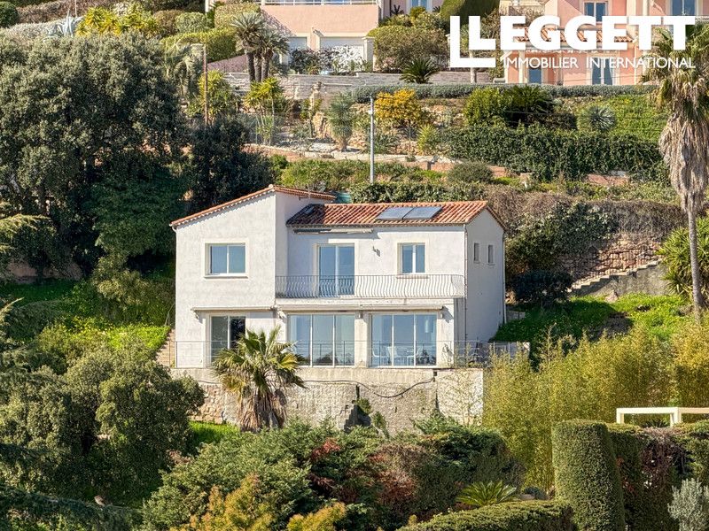 Property photo 2 of 10