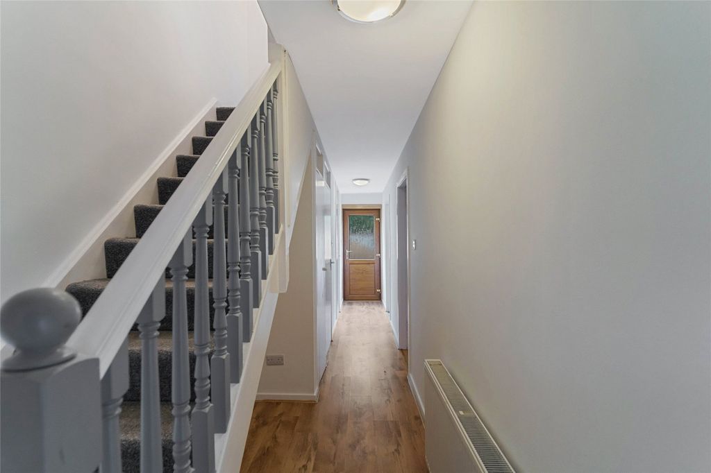 Property photo 2 of 17 Picture No. 03