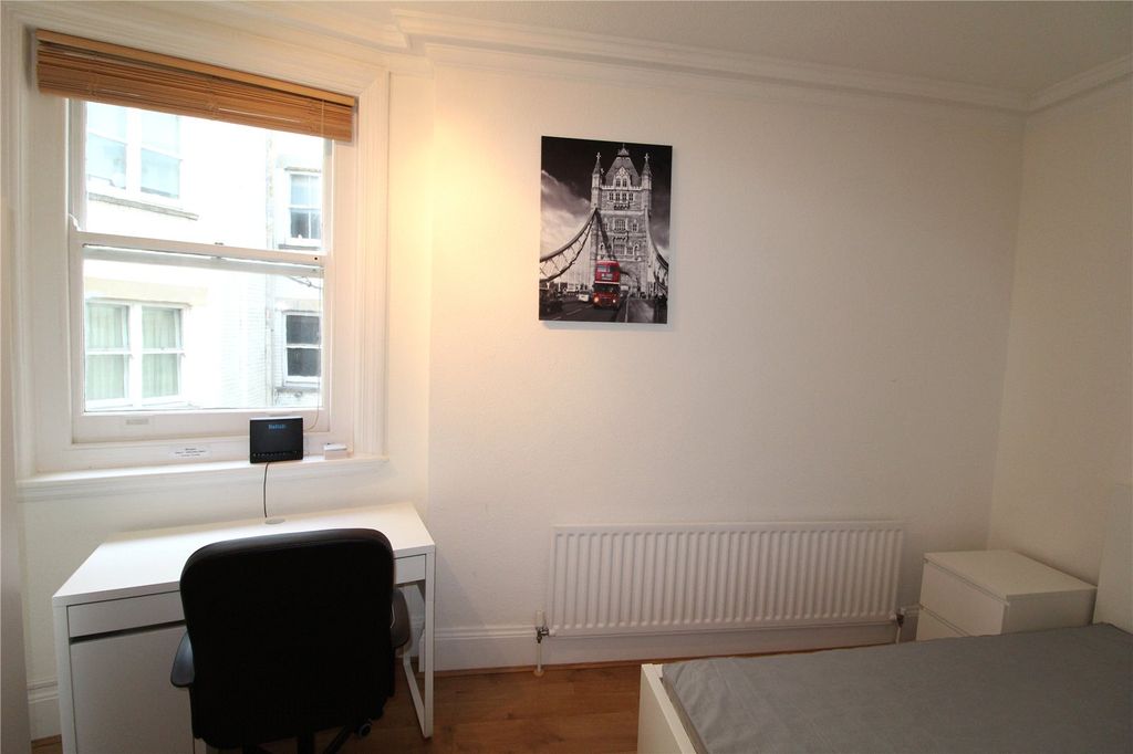 Property photo 1 of 8 Picture No. 12