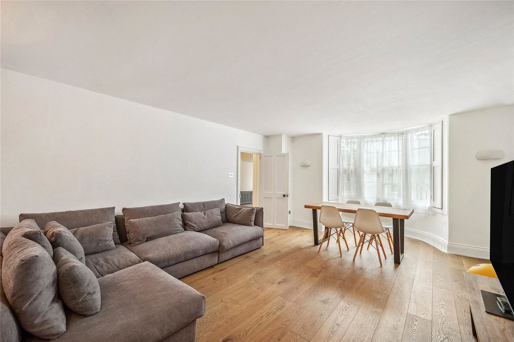 Property photo 2 of 15 Picture No. 02