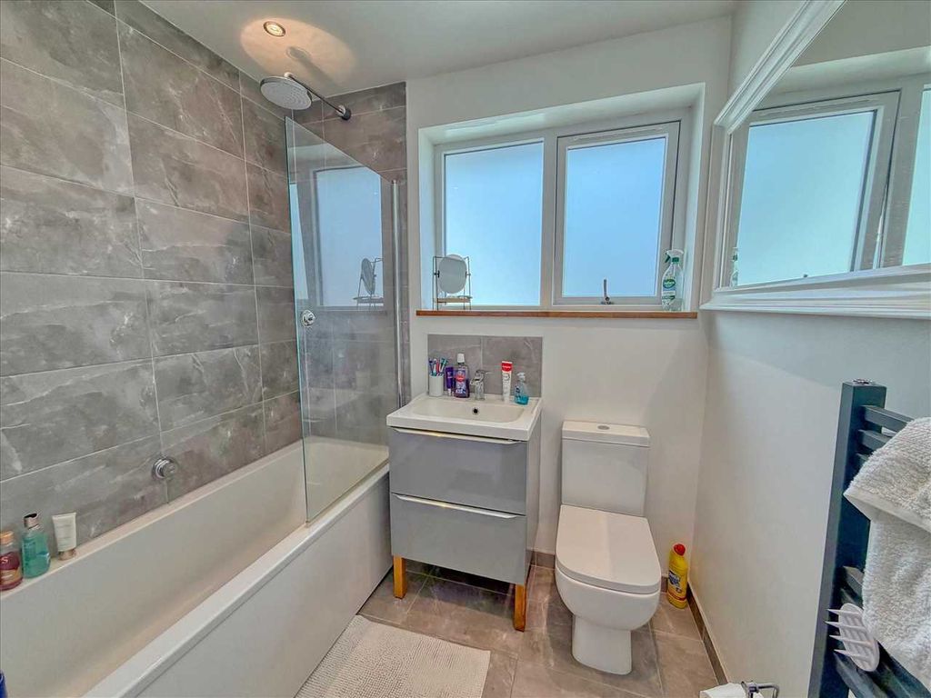 Additional image 18 of 4 bed detached house for saleThe Close, Frinton On Sea CO13