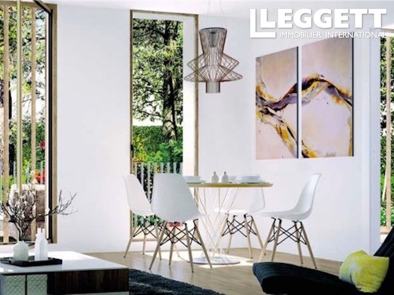 Property photo 2 of 8