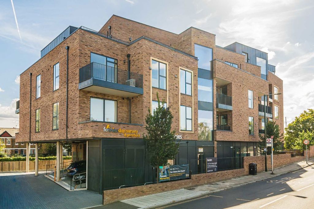 Property photo 1 of 7