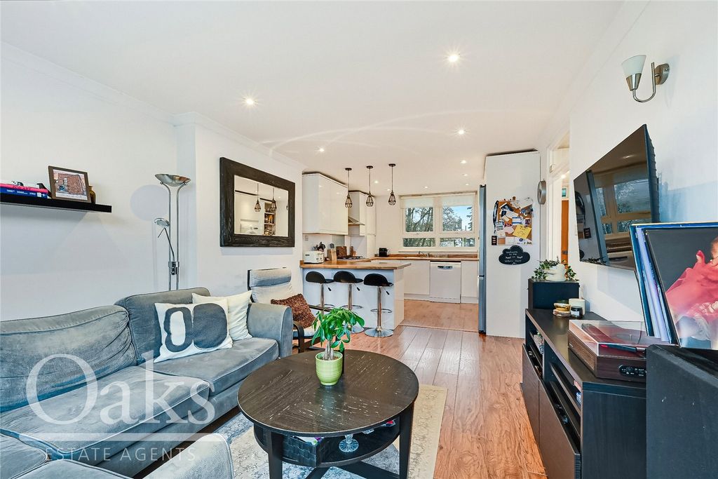 Property photo 3 of 12 Picture No. 06