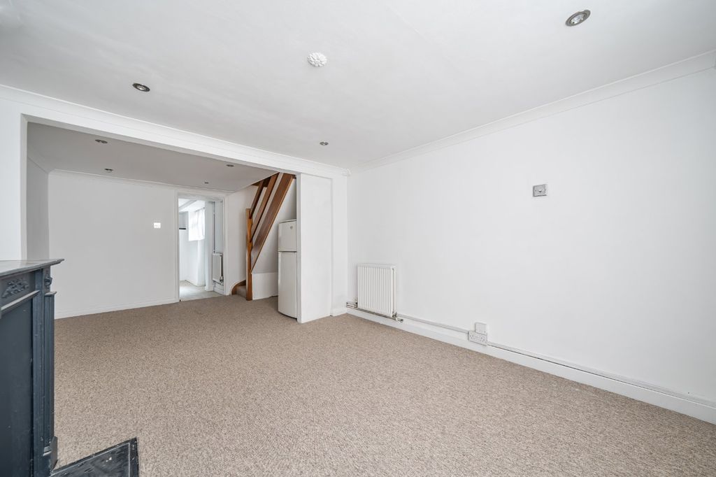 Property photo 2 of 14 Picture No. 28