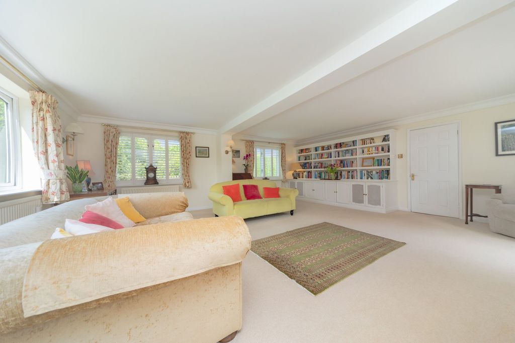 Property photo 3 of 23