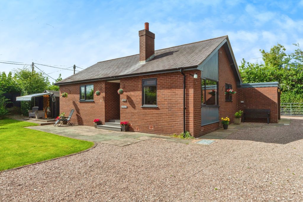 Property photo 1 of 17 Photography