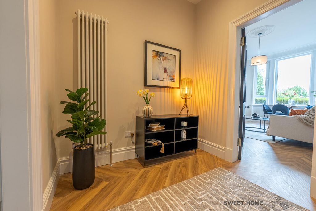 Property photo 3 of 26 Hallway