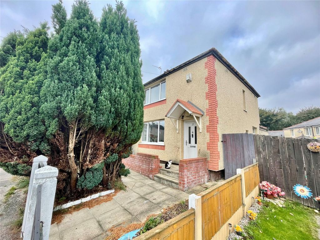 Property photo 1 of 11 Front