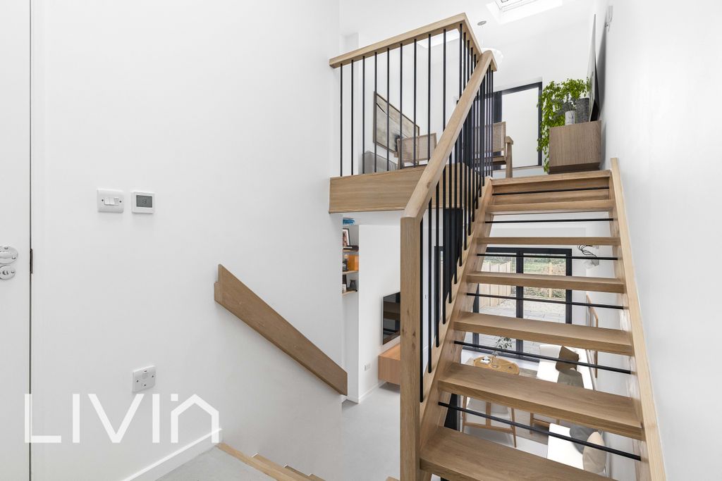 Property photo 3 of 30 025A495412