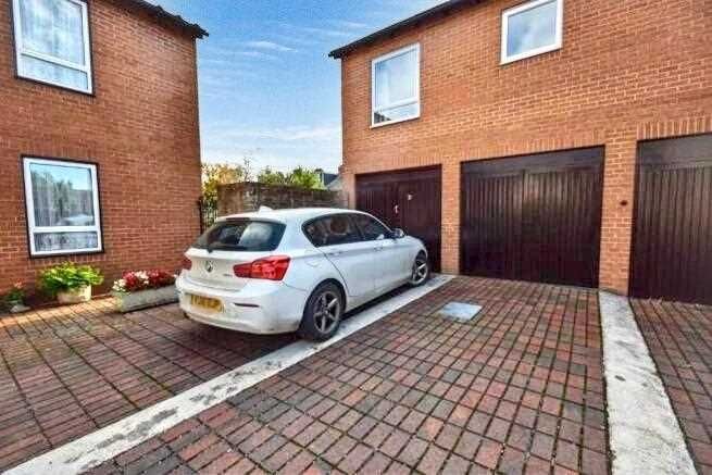 Property photo 2 of 3 Garage