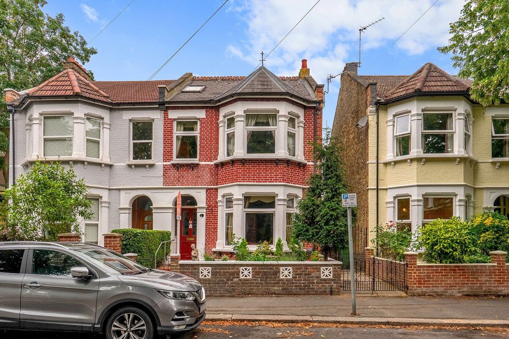 Property photo 1 of 29